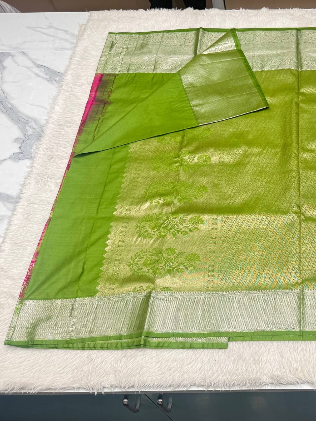 Rani Pink & Parrot Green Kanchipuram Silk Saree - Image 3